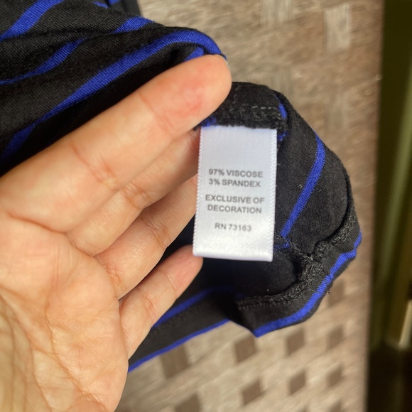 Cable & Gauge Striped Button-Sleeve Top (M) - Picture 6 of 6